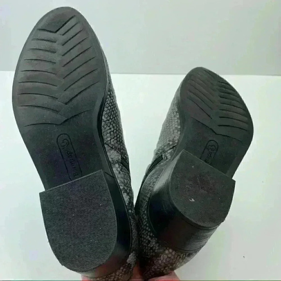 Baretraps Miesha ankle booties size 9.5 gray - Picture 7 of 12